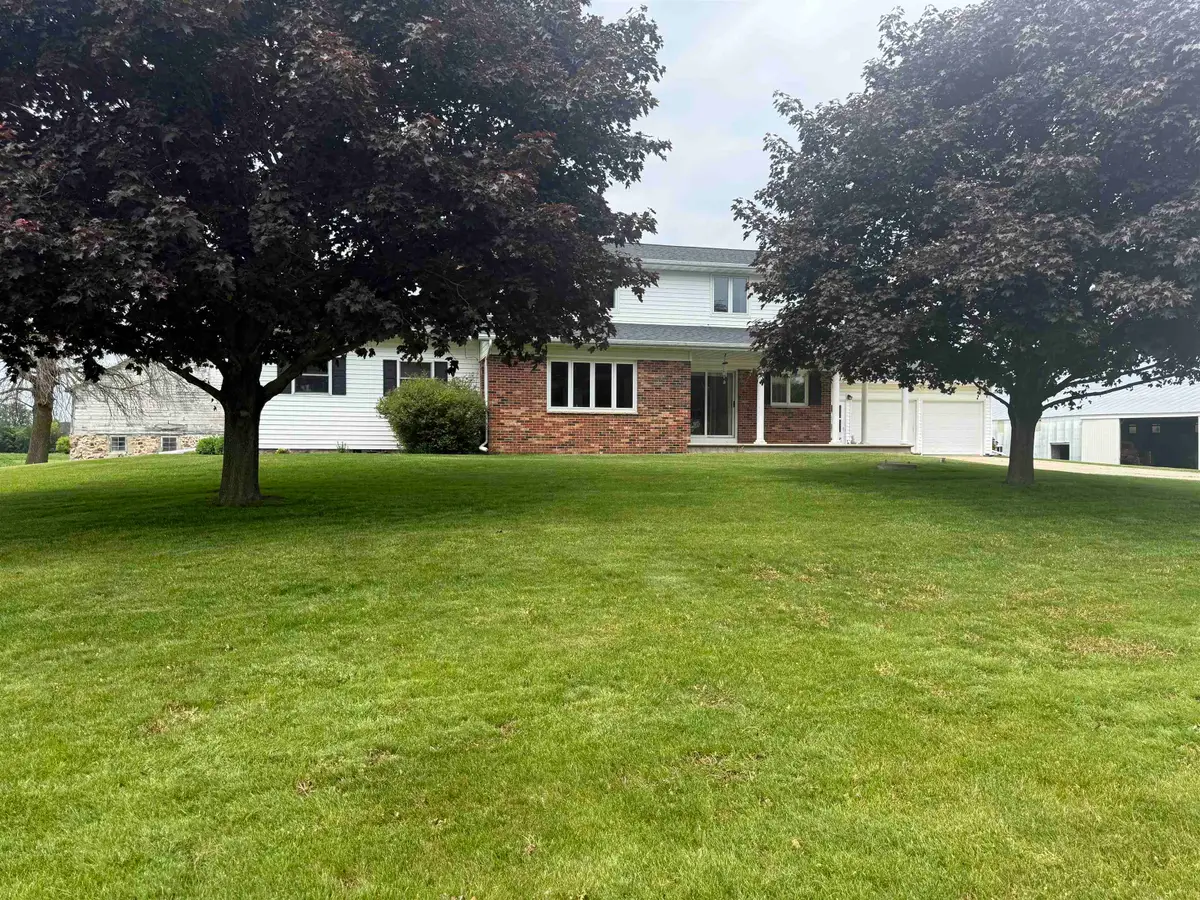 8478 Brown County Line Road, Pulaski, WI 54162 - Image #1