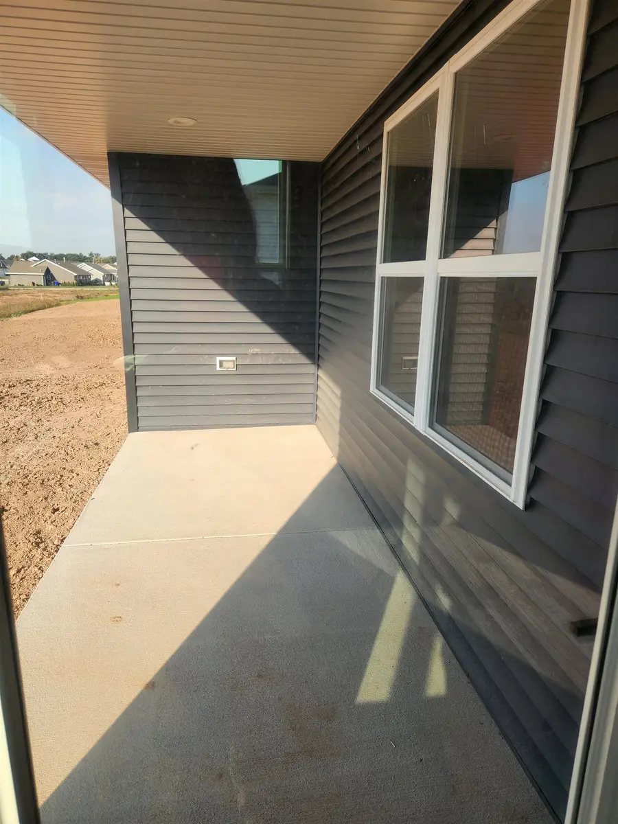 2021 Red Fox Lane, Kaukauna, WI 54130 - Image #3