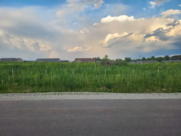 N Magdalyn Court #7, GREENVILLE, WI 54942