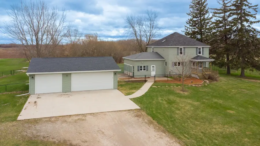 414 State Road 26, Oshkosh, WI 54904 - Image #2