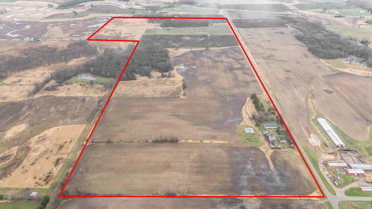 9266 Town Line Road, Larsen, WI 54947 - Image #1