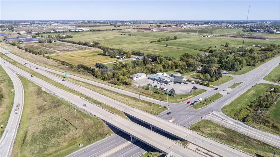 3236 E Northland Avenue, Appleton, WI 54911 - Image #2