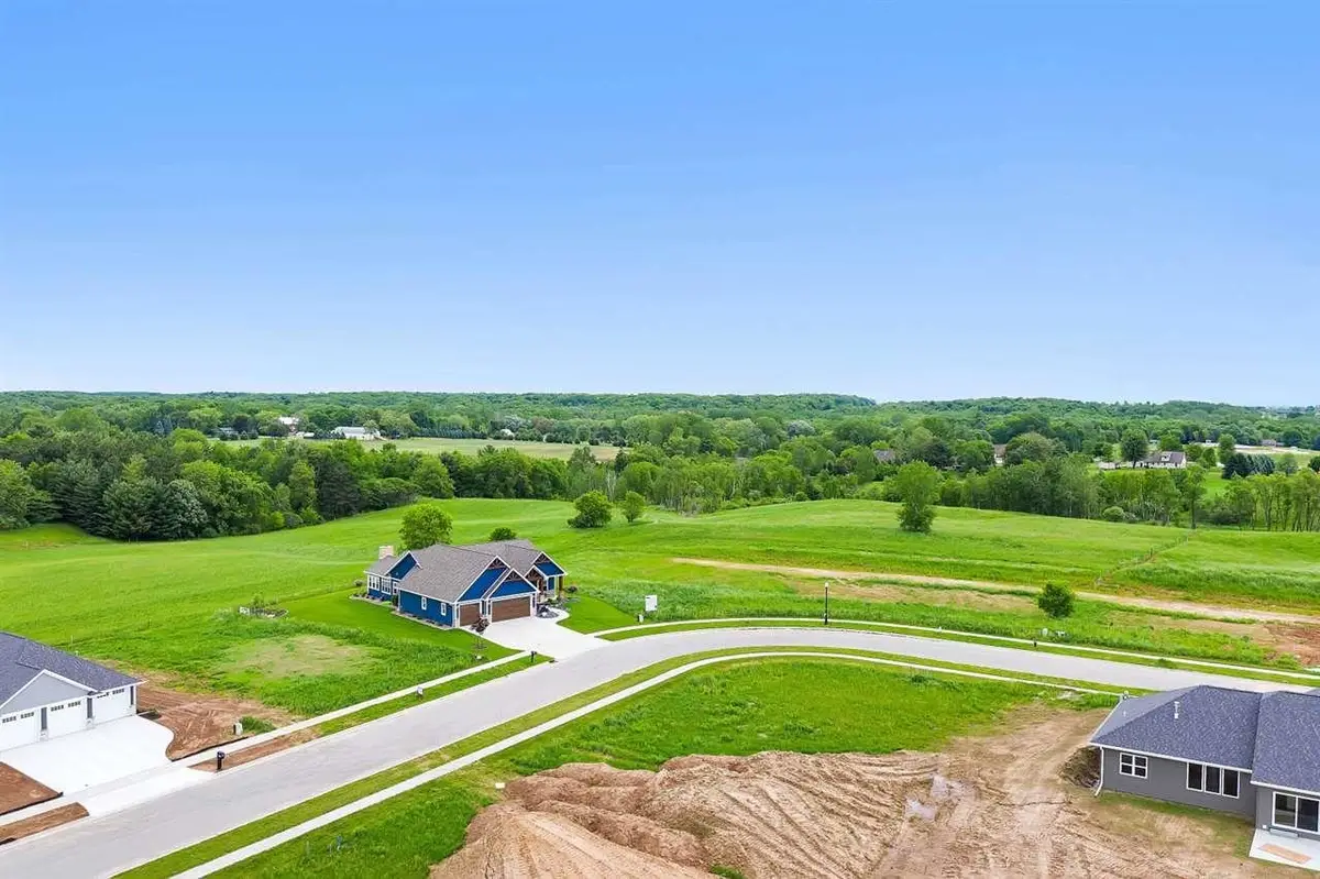 4240 Downton Circle, Green Bay, WI 54313 - Image #1