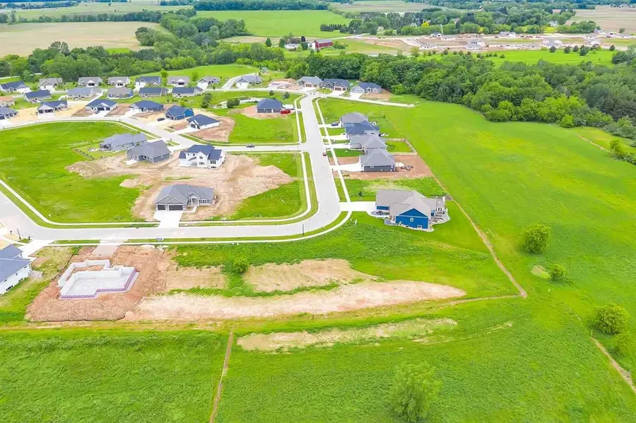 4240 Downton Circle, Green Bay, WI 54313 - Image #2