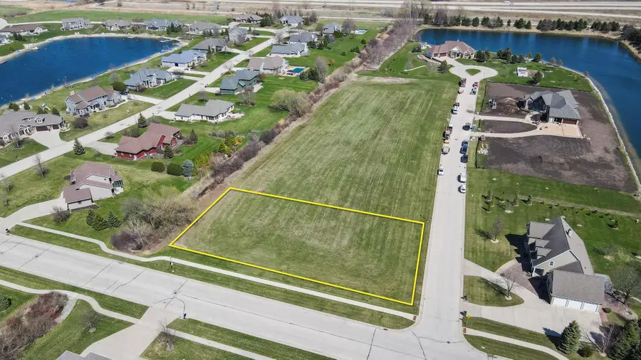 1067 Pine Lake Drive #15, Fond Du Lac, WI 54935 - Image #3