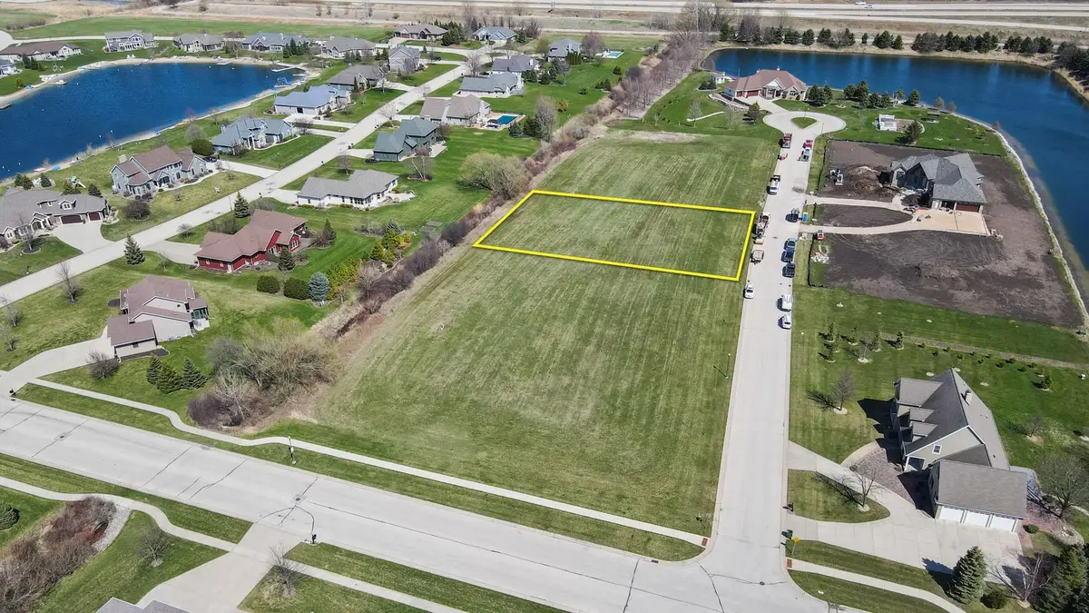 1095 Pine Lake Drive #13, Fond Du Lac, WI 54935 - Image #1