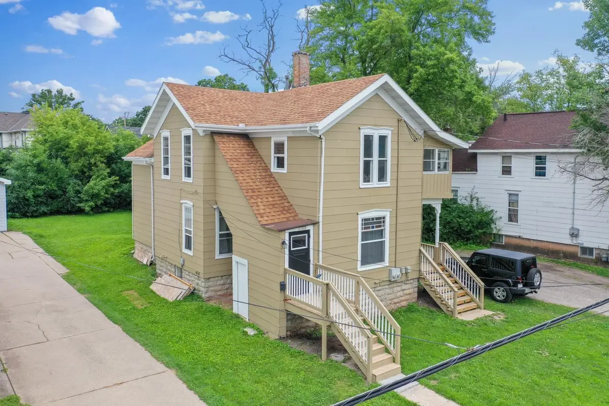 1140 High Avenue, Oshkosh, WI 54901-3528 - Image #1