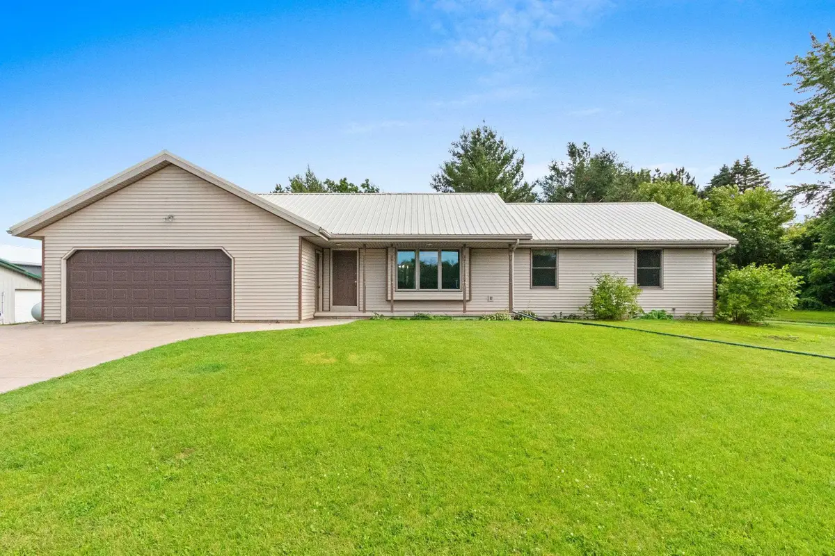 W783 County Rd Vv, Seymour, WI 54165 - Image #1