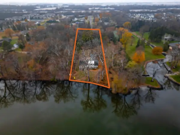 3390 Fond Du Lac Road, OSHKOSH, WI 54902-7319