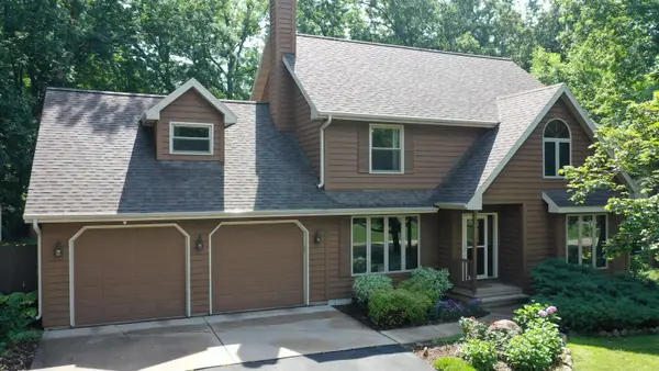 908 Honey Bear Lane, WAUPACA, WI 54981-1074