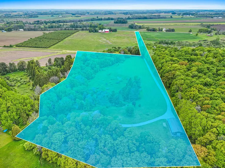 1000 County Road U, Sturgeon Bay, WI 54235 - Image #2