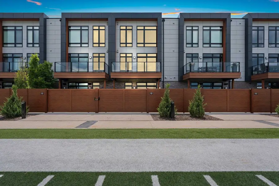 1100 Brookwood Drive, Green Bay, WI 54304 - Image #2