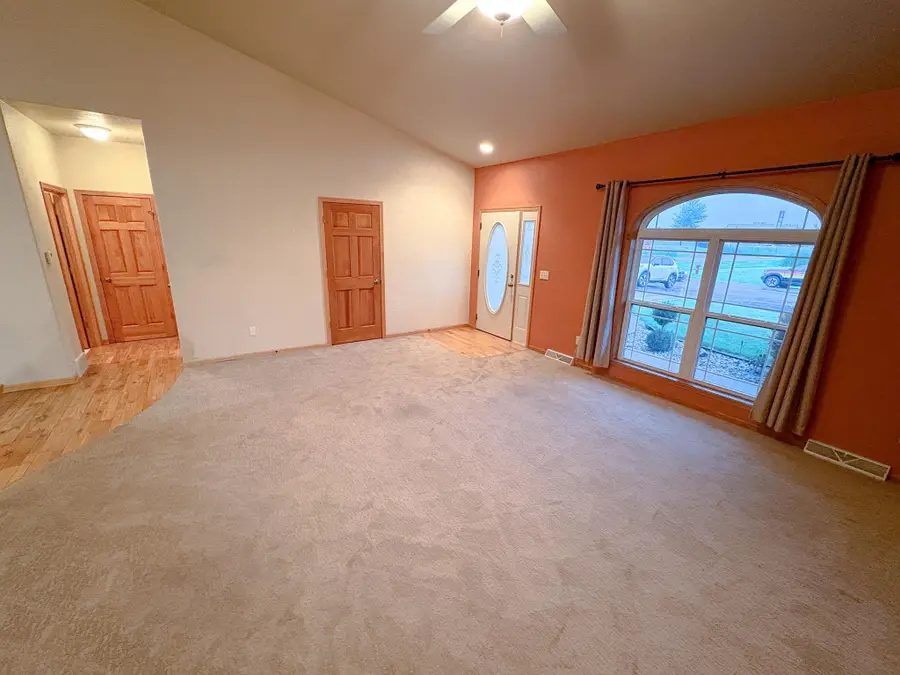 N194 Eastowne Lane, Appleton, WI 54915-6173 - Image #3