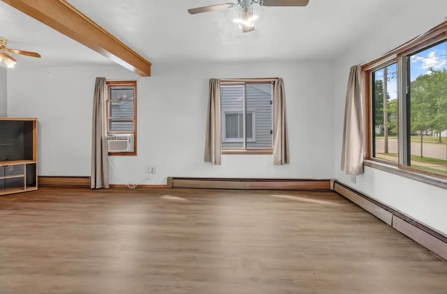 2813 Minnesota Street, Marinette, WI 54143 - Image #3