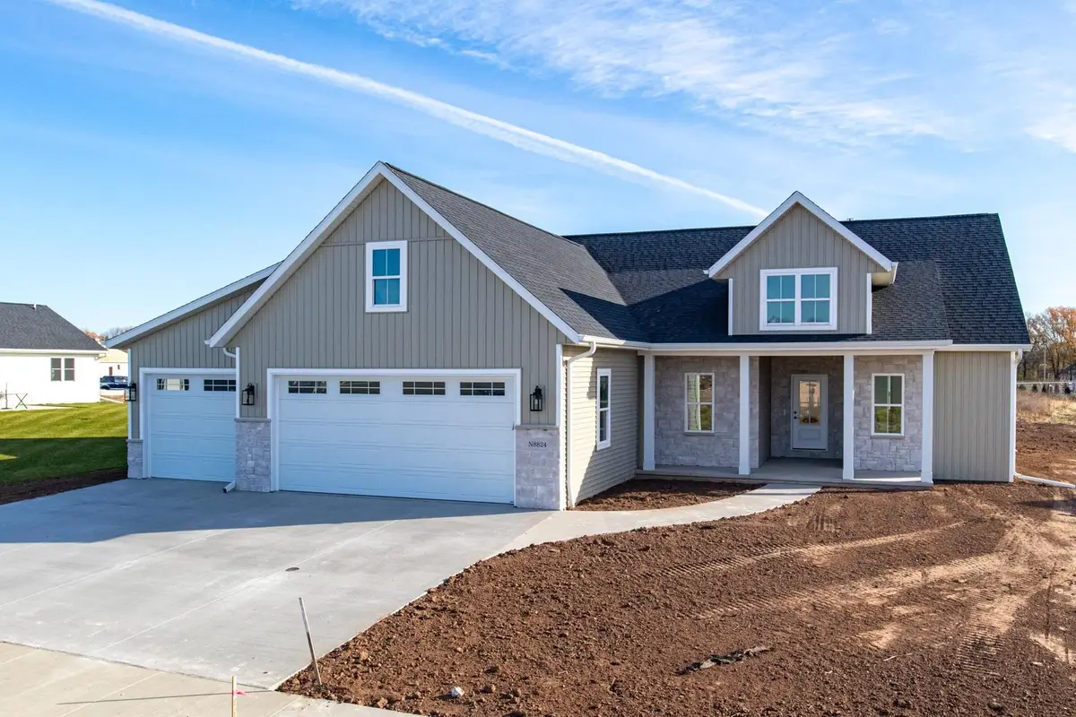 N8824 Dublin Pass, Menasha, WI 54952 - Image #1