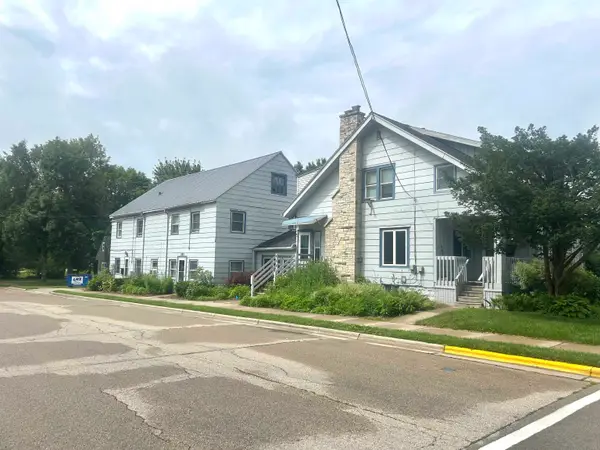 825 Park Avenue, LITTLE CHUTE, WI 54140-2035