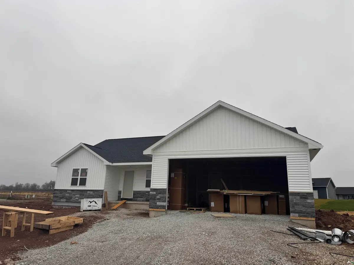 2662 Lawrence Lane, Neenah, WI 54956 - Image #1