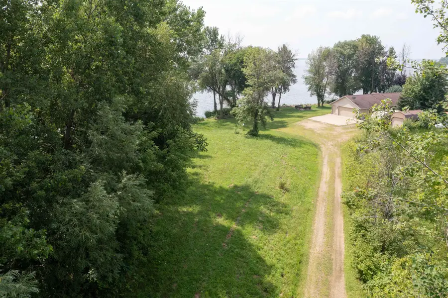 9235 Willow Lane, Fremont, WI 54940 - Image #3