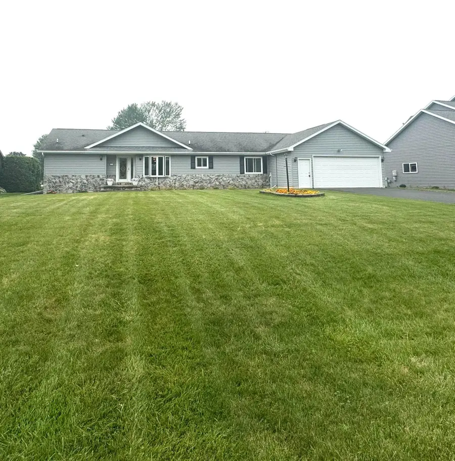 5235 Chesapeake Court, Oshkosh, WI 54901 - Image #3