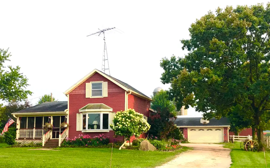 W7316 County Road F, Brownsville, WI 53006 - Image #2