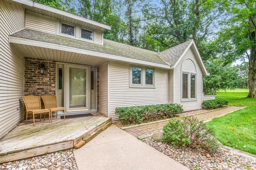 3081 Big Timber Circle, Suamico, WI 54313 - Image #3