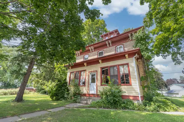 220 W Main Street, CHILTON, WI 53014