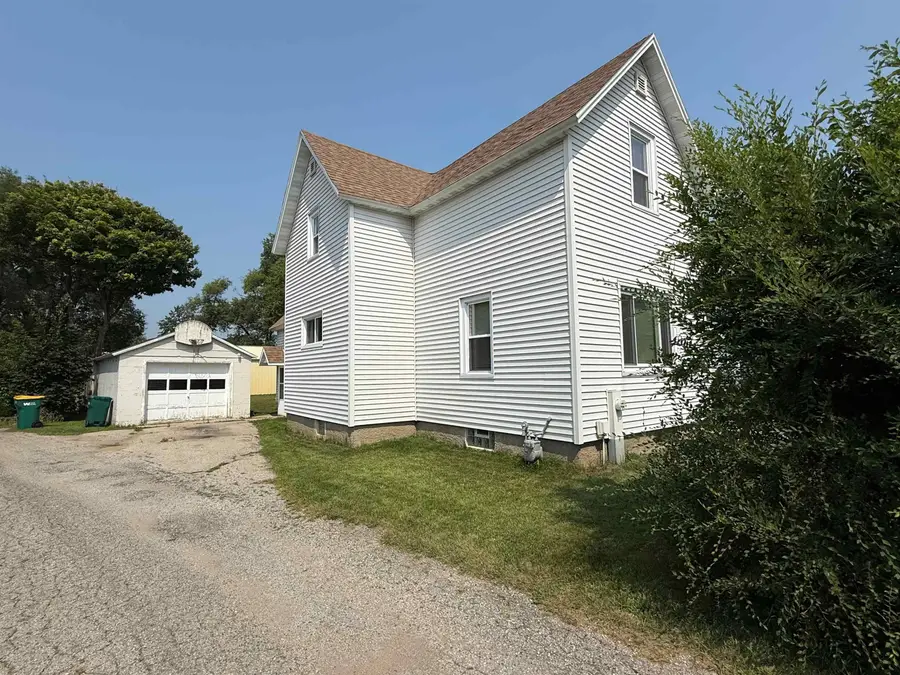 1629 Pernin Street, Marinette, WI 54143 - Image #3