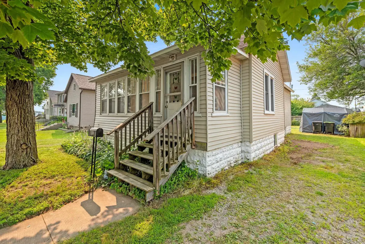 1613 13th Avenue, Menominee, MI 49858 - Image #1