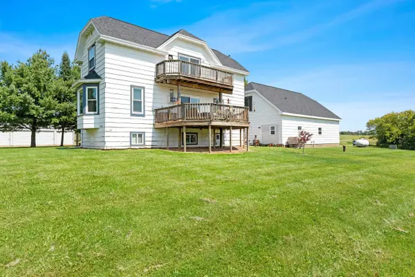 N555 Brown Road, WEYAUWEGA, WI 54983