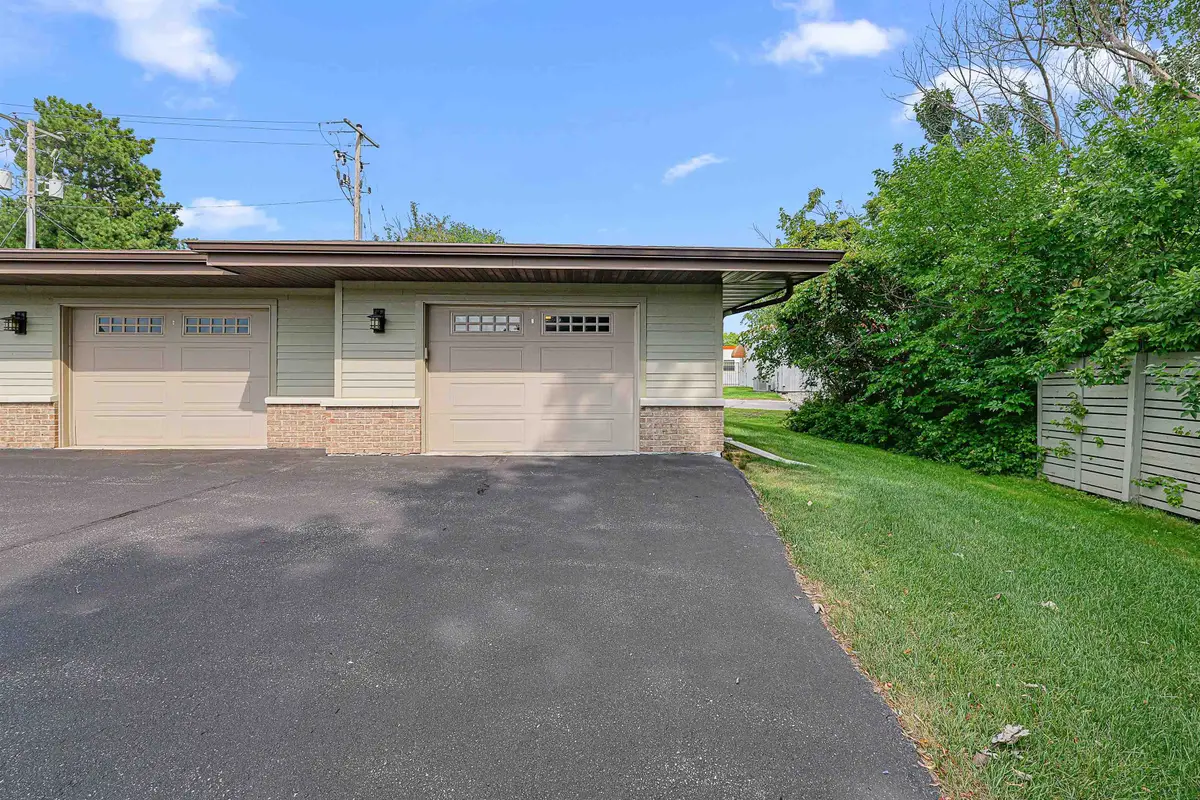 507 Garfield Street #10G, Fond Du Lac, WI 54935 - Image #1