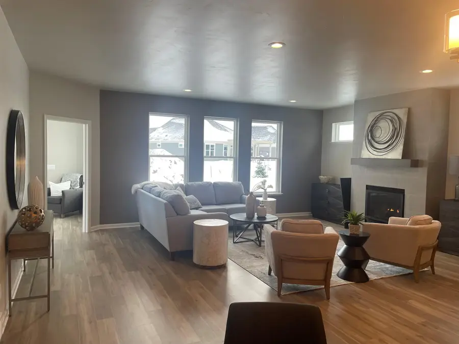 3348 Evening Star Drive, Green Bay, WI 54311-7308 - Image #2