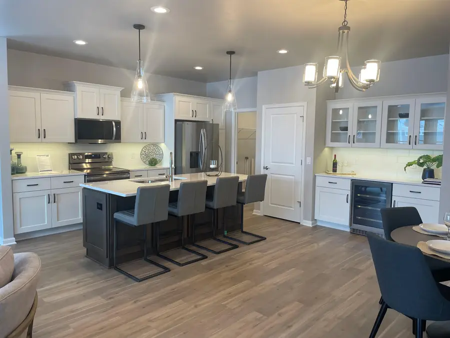 3348 Evening Star Drive, Green Bay, WI 54311-7308 - Image #3