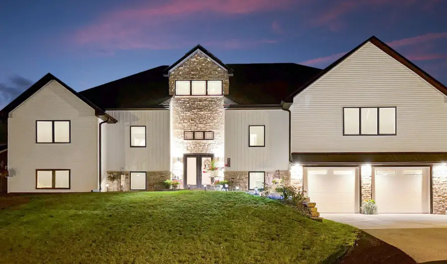 N536 Robinhood Drive, Sherwood, WI 54169 - Image #2