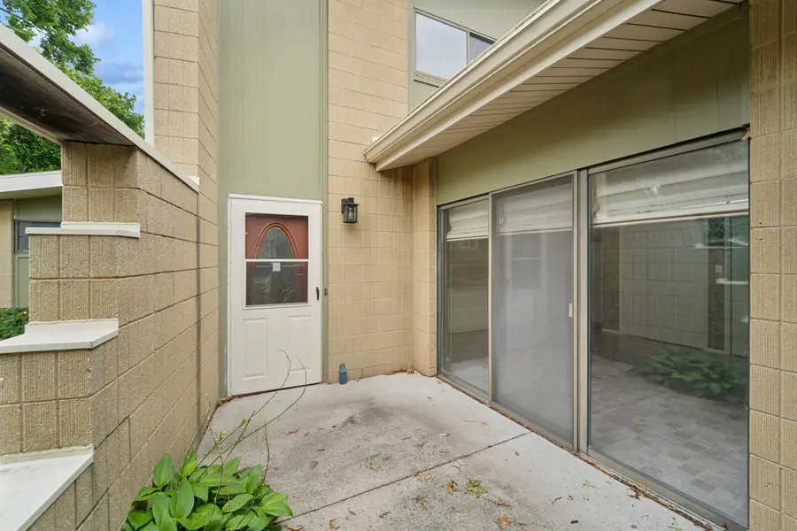 1231 W Nicolet Circle, Appleton, WI 54914 - Image #2