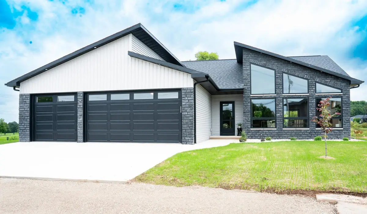 1655 Arnies Court, De Pere, WI 54115 - Image #1