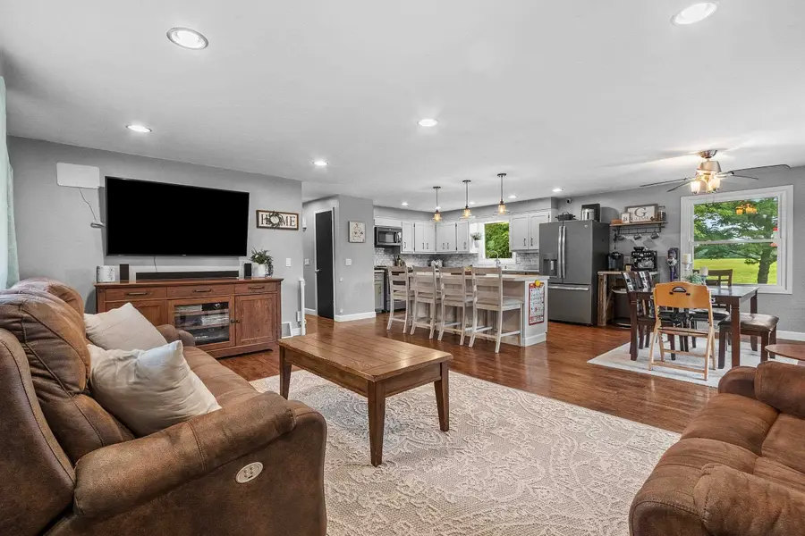 1334 Norfield Road, Suamico, WI 54173 - Image #2