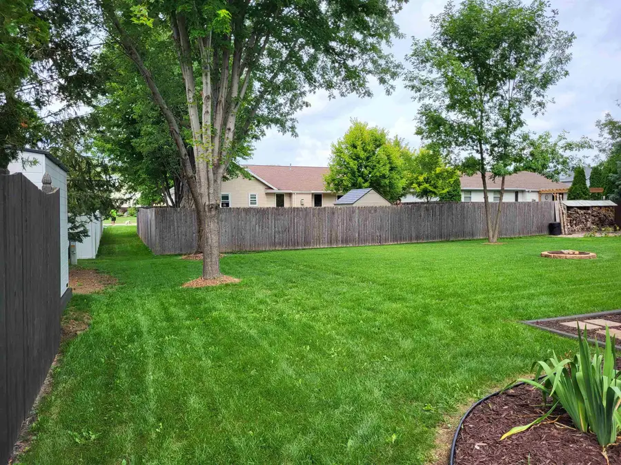 2000 Dreamfield Lane, Menasha, WI 54952-9478 - Image #3