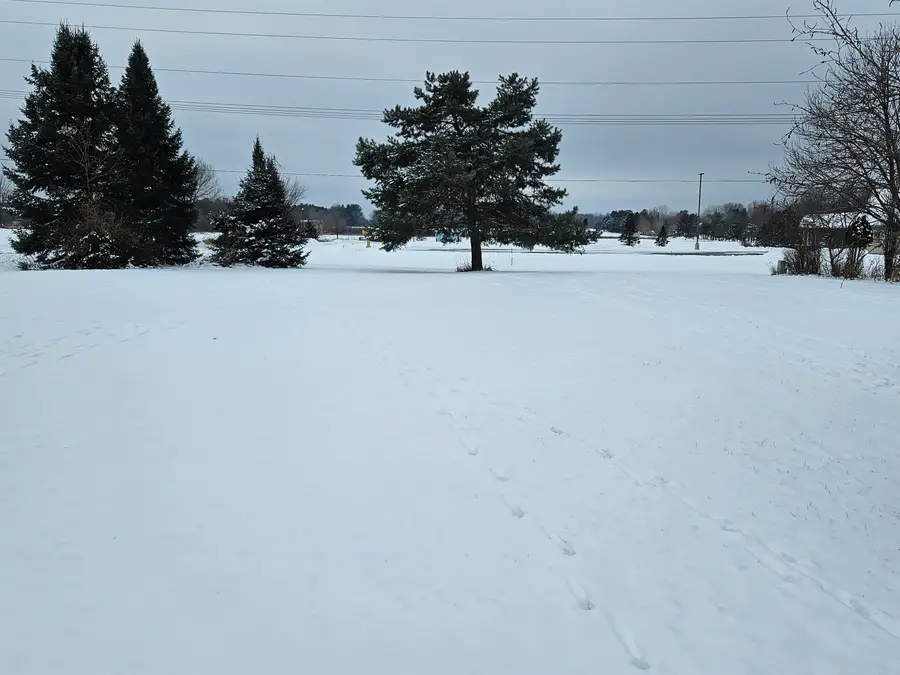 1605 Cedarhurst Drive, New London, WI 54961 - Image #2