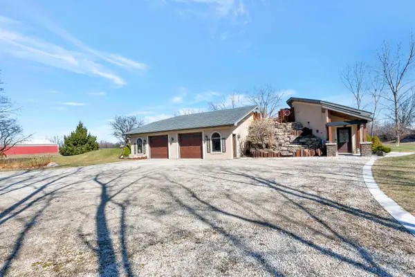 1545 County Rd I, OSHKOSH, WI 54902
