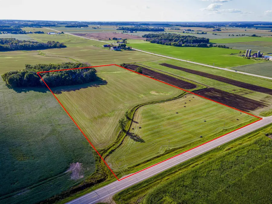 County Bb, Hilbert, WI 54129 - Image #2