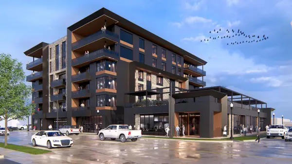 1931 Holmgren Way #202, GREEN BAY, WI 54304