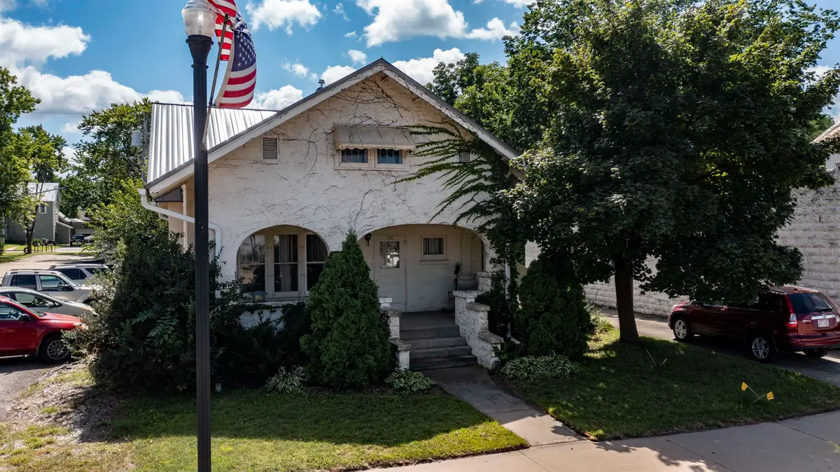 103 W Main Street, Weyauwega, WI 54983 - Image #1