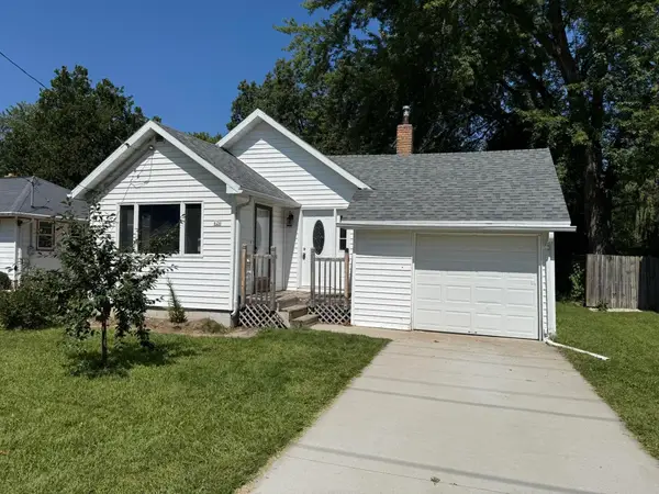 626 W 17th Avenue, OSHKOSH, WI 54902-6705
