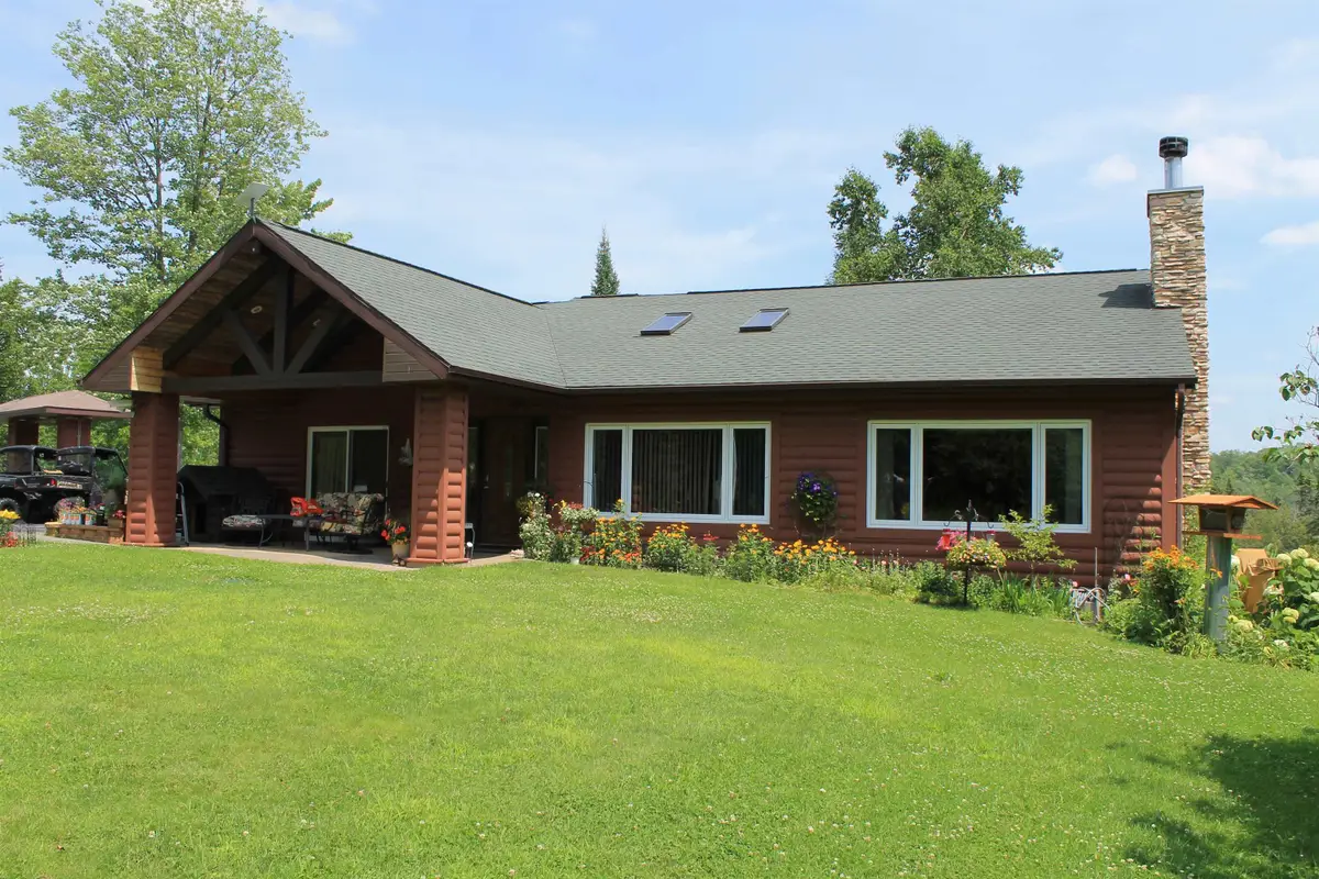 W7202 Kodiak Drive, Pembine, WI 54156 - Image #1