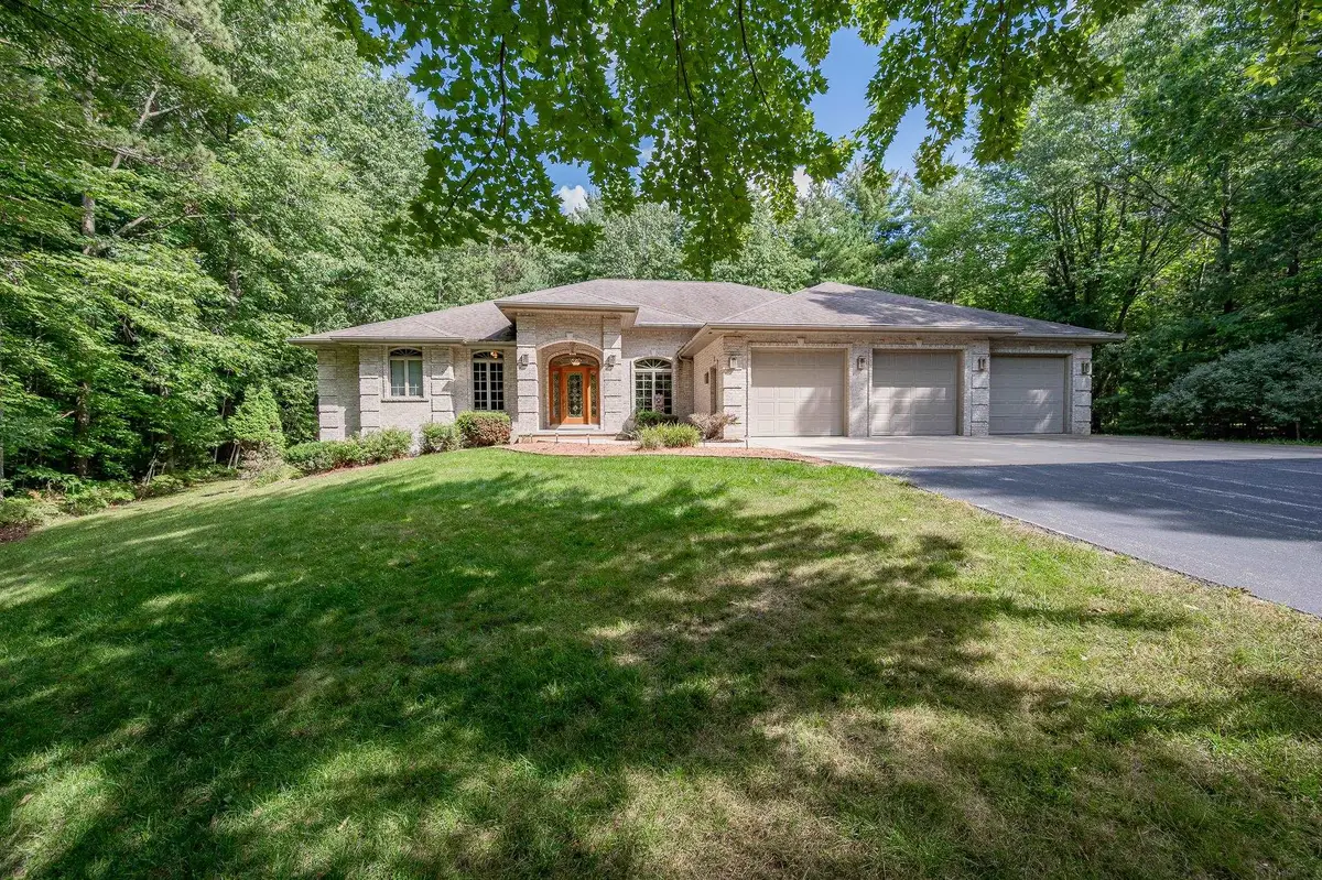 5984 Timber Haven Drive, Little Suamico, WI 54141 - Image #1