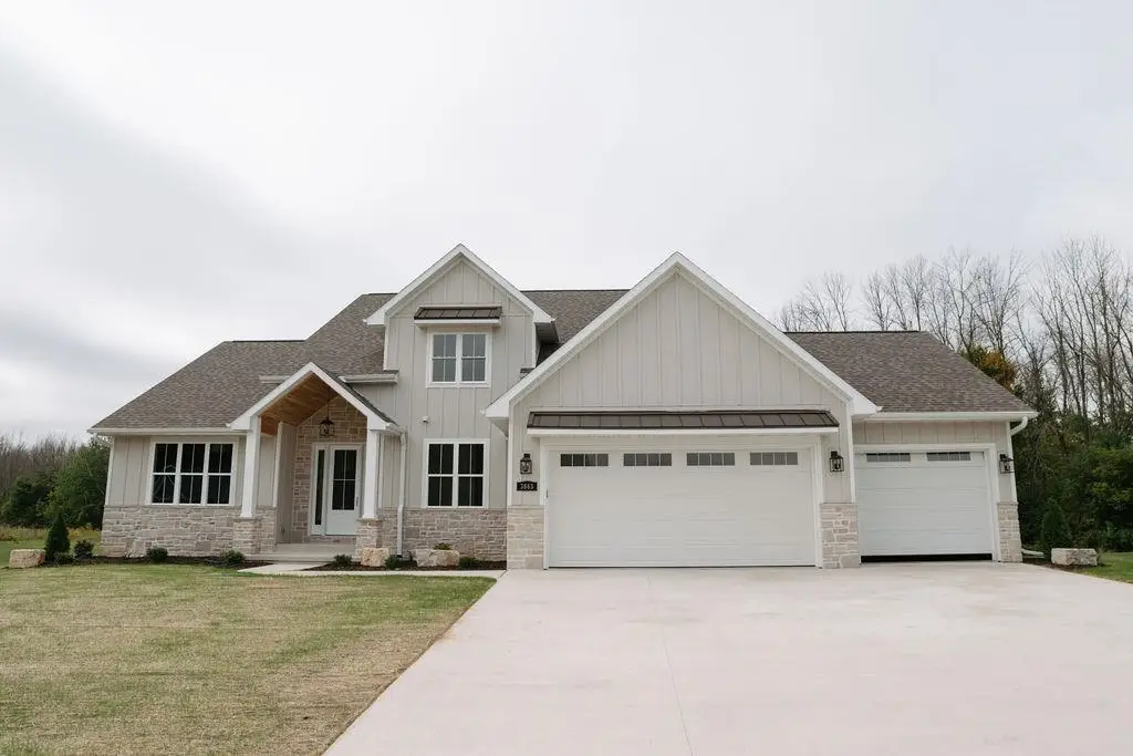 3663 Stockbury Street, Green Bay, WI 54313 - Image #1