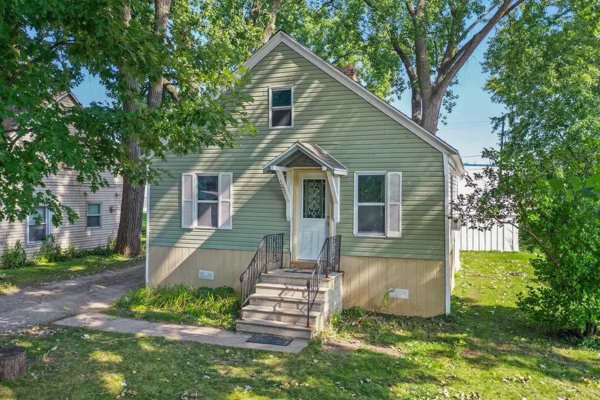 1227 Perrot Street, Green Bay, WI 54302-1625 - Image #1