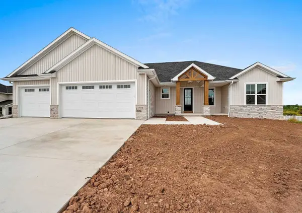 3754 Lyla May Court, DE PERE, WI 54115-2314