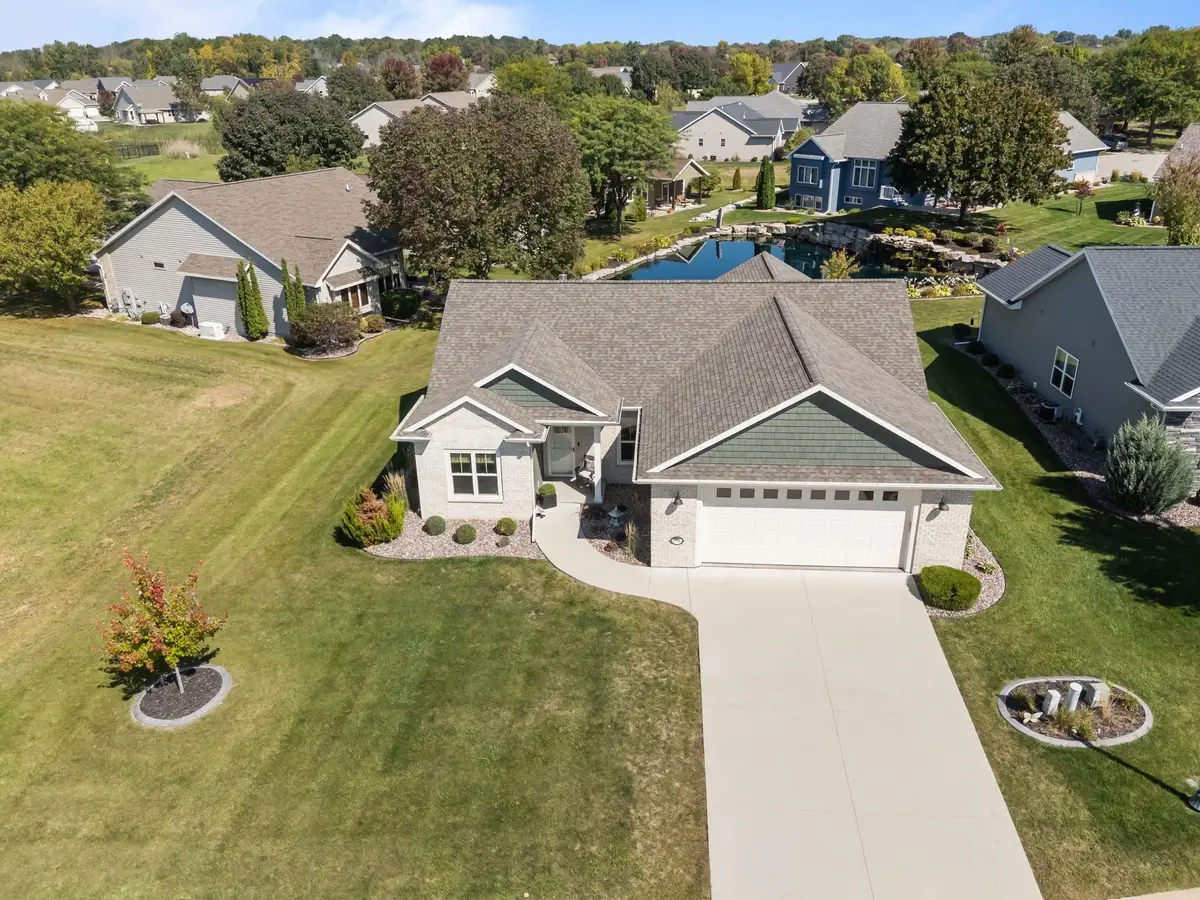 2996 Georgetown Place, Menasha, WI 54952 - Image #1