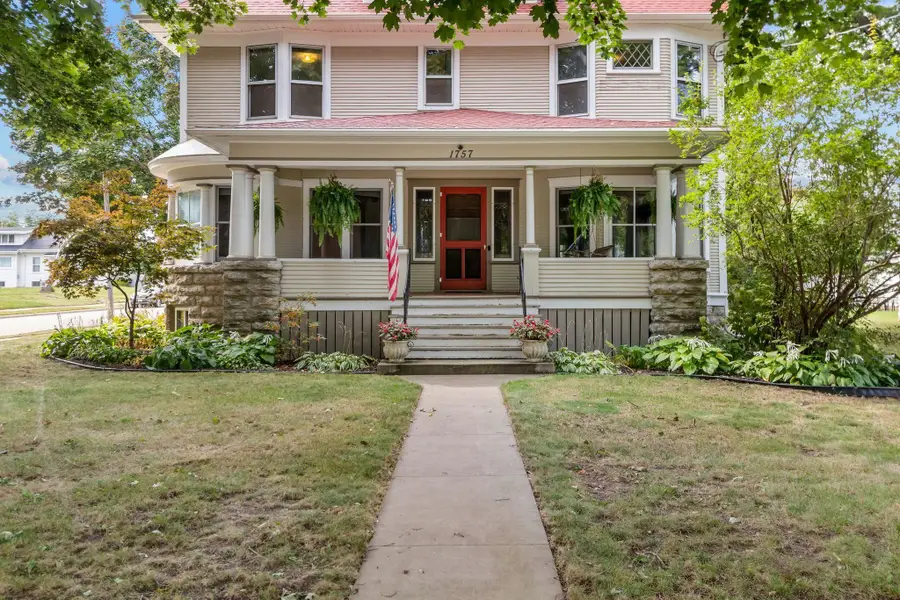 1757 Doty Street, Oshkosh, WI 54902-6947 - Image #2